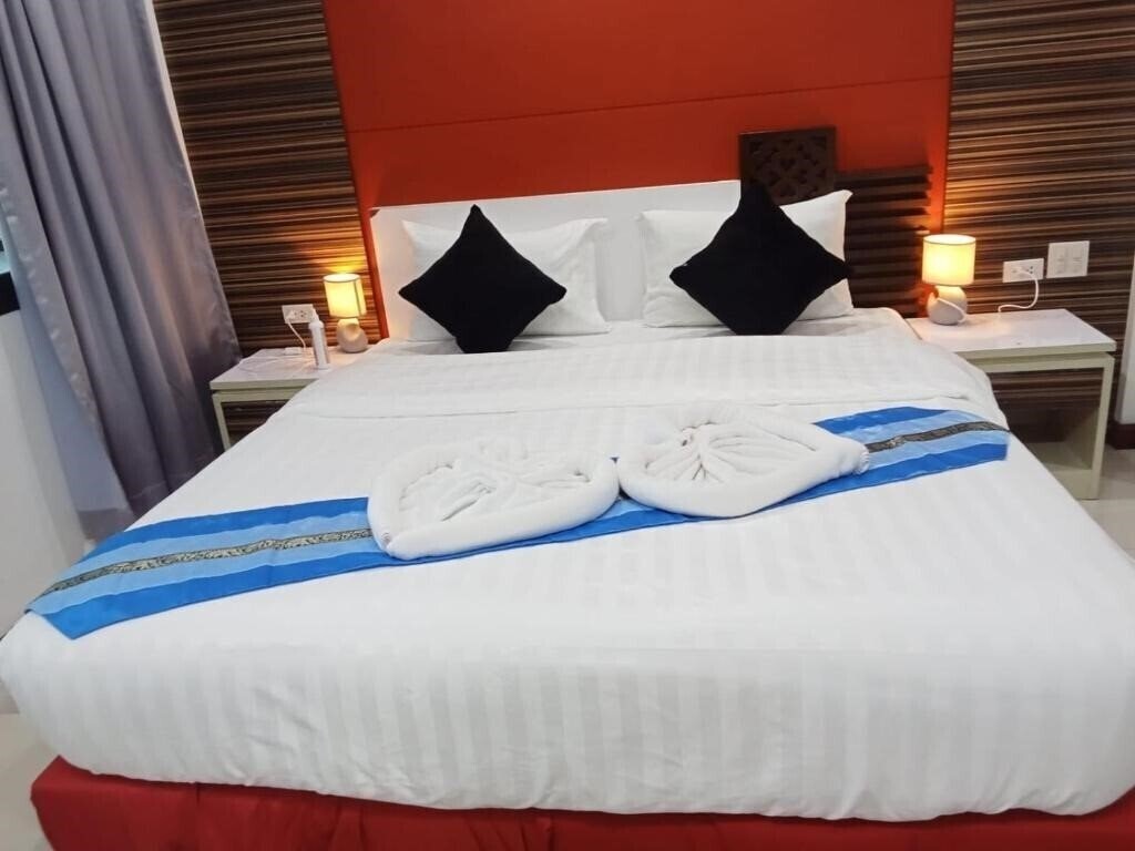 Готель Patong Max Value Hotel 3*