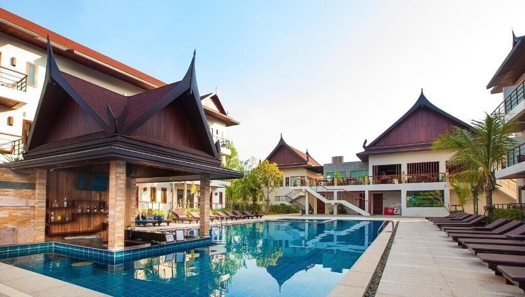 Фотографія T-Villa Phuket 4*