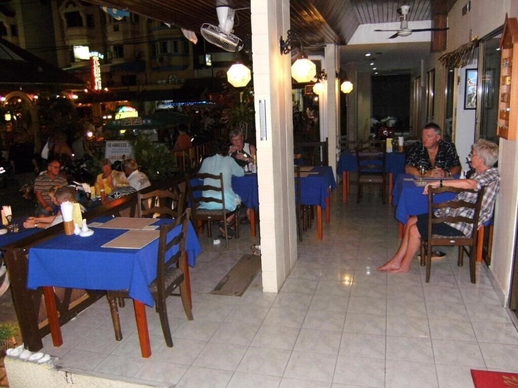 Изображение Karon Sea Breeze Beach 3*