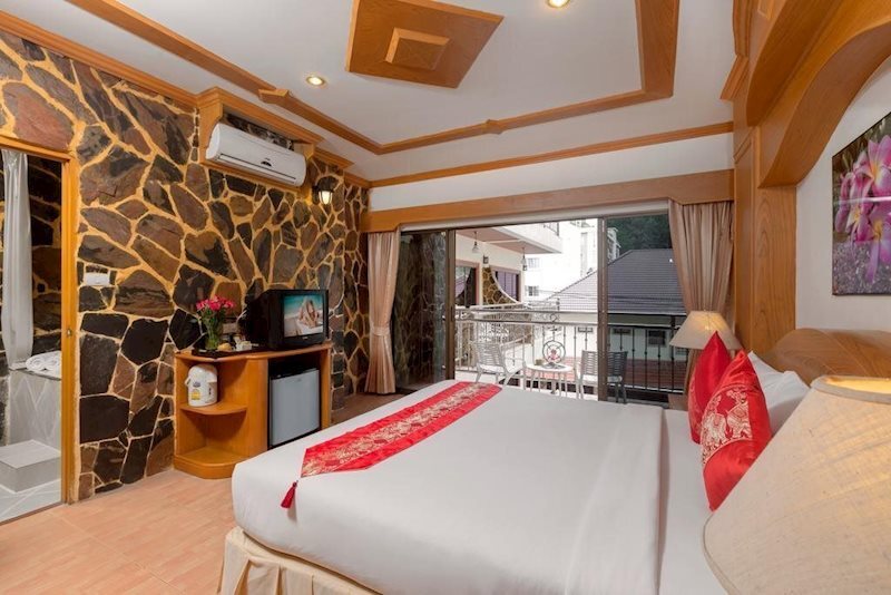 Картинка Chang Residence Patong Hotel 3*