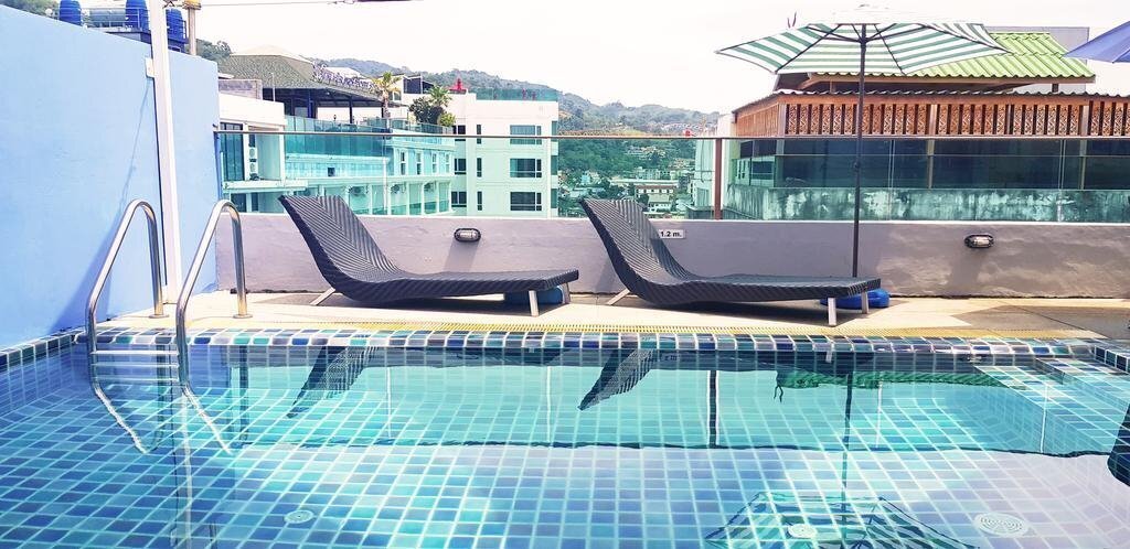 Отель Alexander Hotel Patong 3*