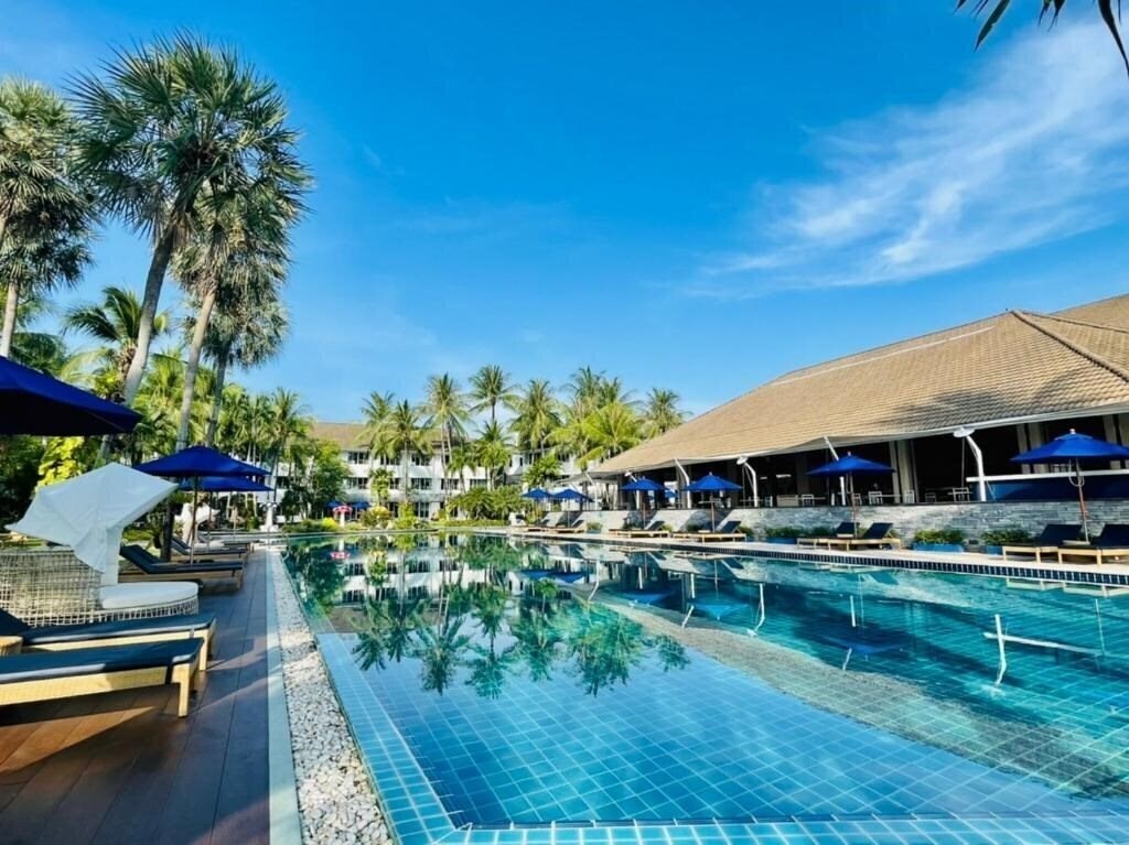 Фотографія NH Boat Lagoon Phuket Resort 4*