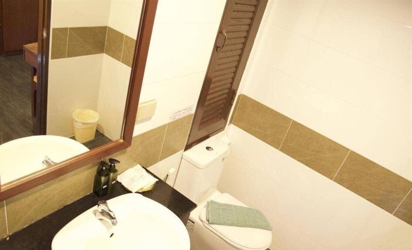 Фото The Son Patong Beach Phuket 3*