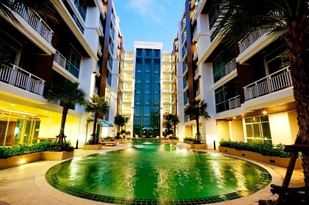 Отель Art Patong Residence 3*