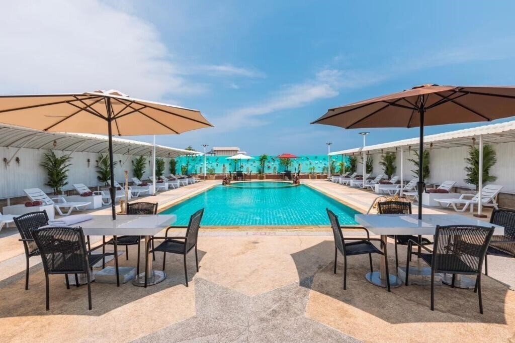 Зображення Sunshine Resort Phuket 3*