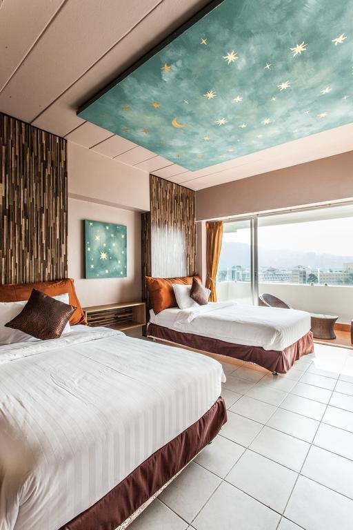 Изображение Patong Heritage 4*
