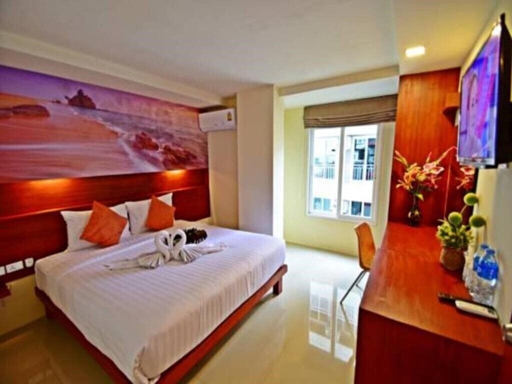 Картинка Patong Buri Resort 3*