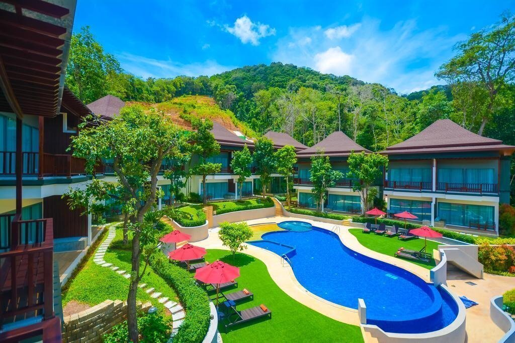 Отель Crystal Wild Resort Panwa Phuket 4*