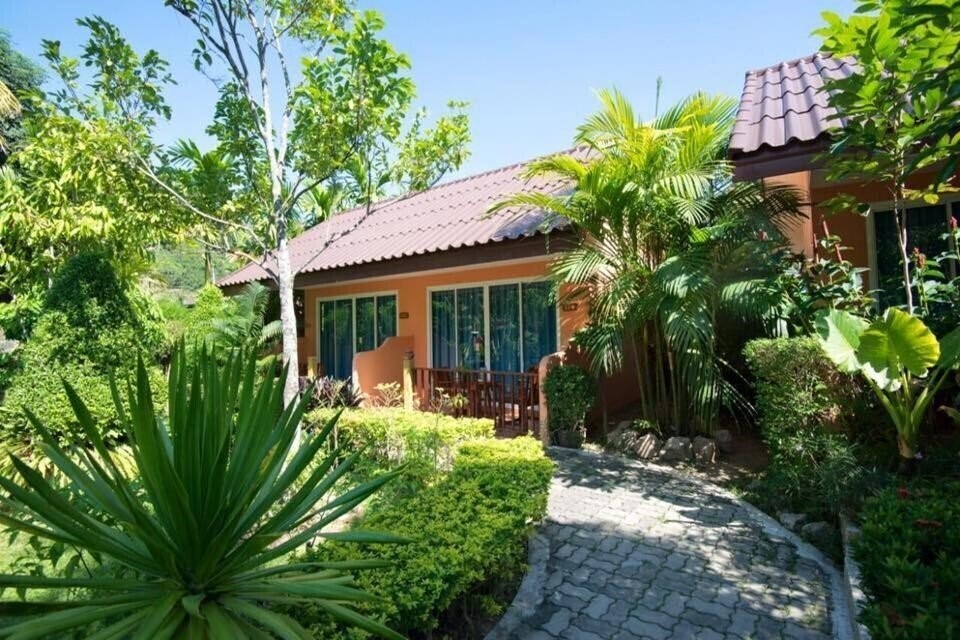 Изображение Baan Vanida Garden Resort Karon 3*