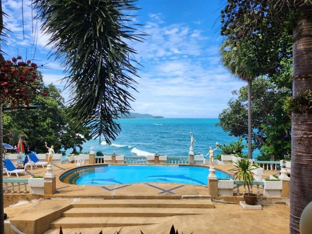 Готель Baan Karon Hill Phuket Resort 3*