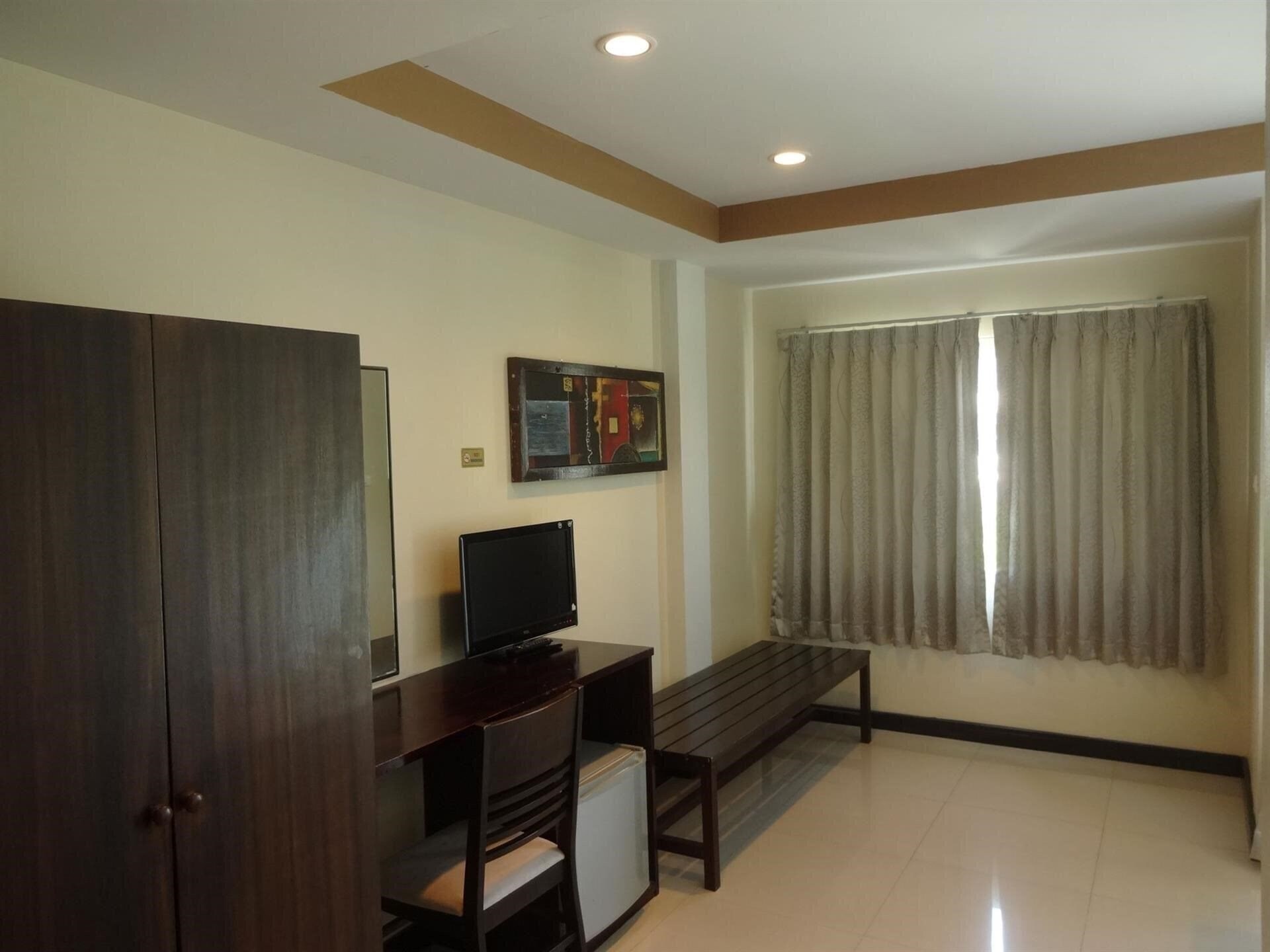 Картинка AT HOME HOTEL@ NANAI 8 3*