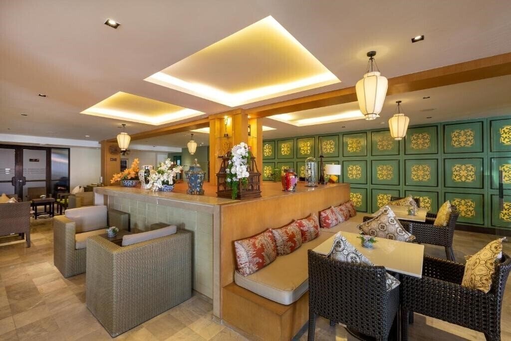 Картинка Sawaddi Patong Resort 4*