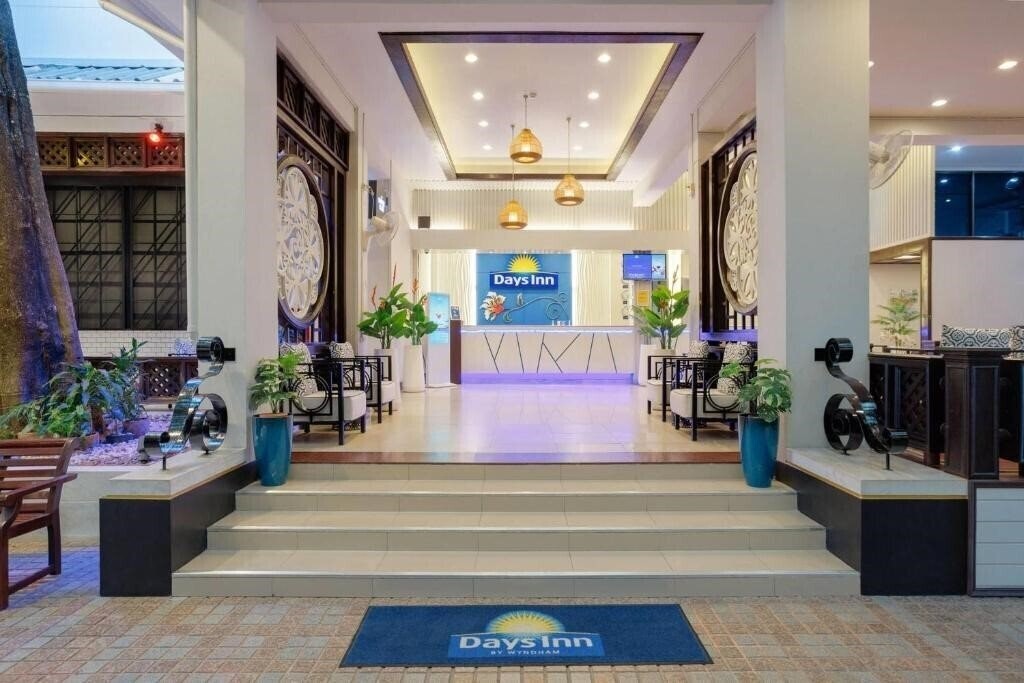 Изображение Days Inn by Wyndham Patong Beach 3*