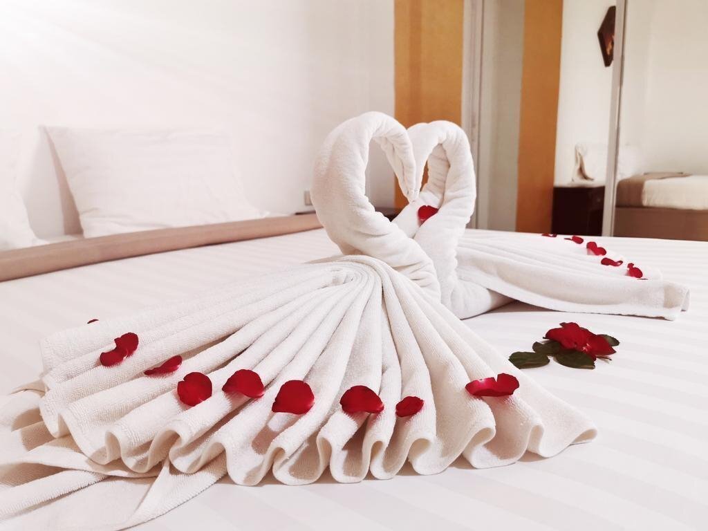 Готель Golden House Hotel 2*