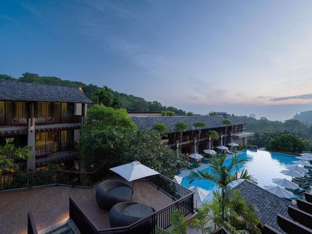 Готель Avista Hideaway Phuket Patong MGallery 5*