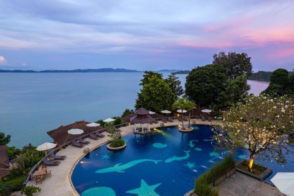 Отель Supalai Resort And SPA 4*