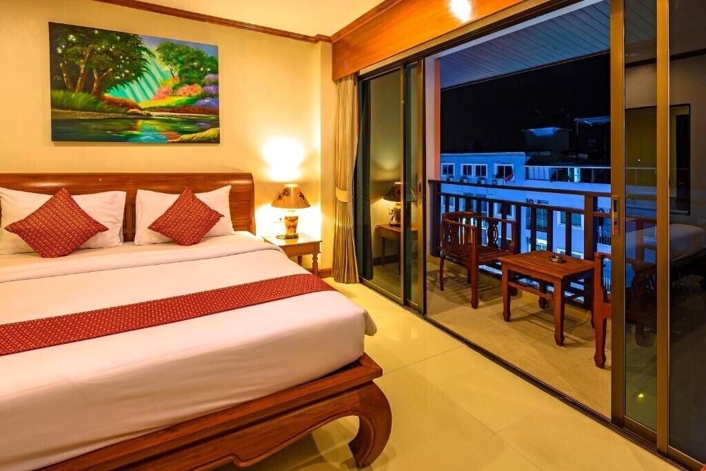 Фотографія Patong Heaven 3*