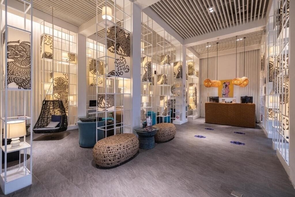 Изображение The Nai Harn (ex. Royal Phuket Yacht Club) 5*