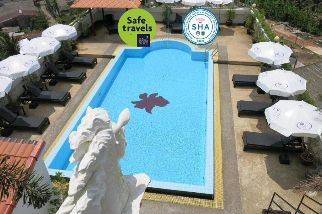 Готель Orchid Kathu Heights 3*