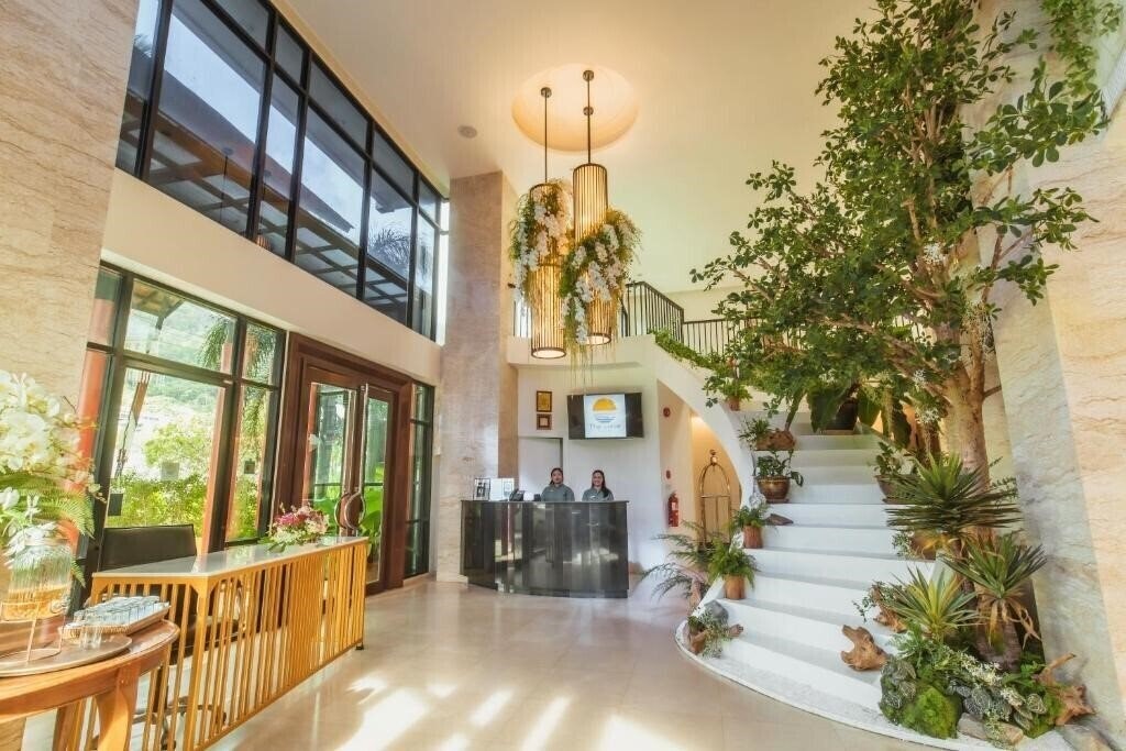 Зображення The Lunar Patong Hotel 4*