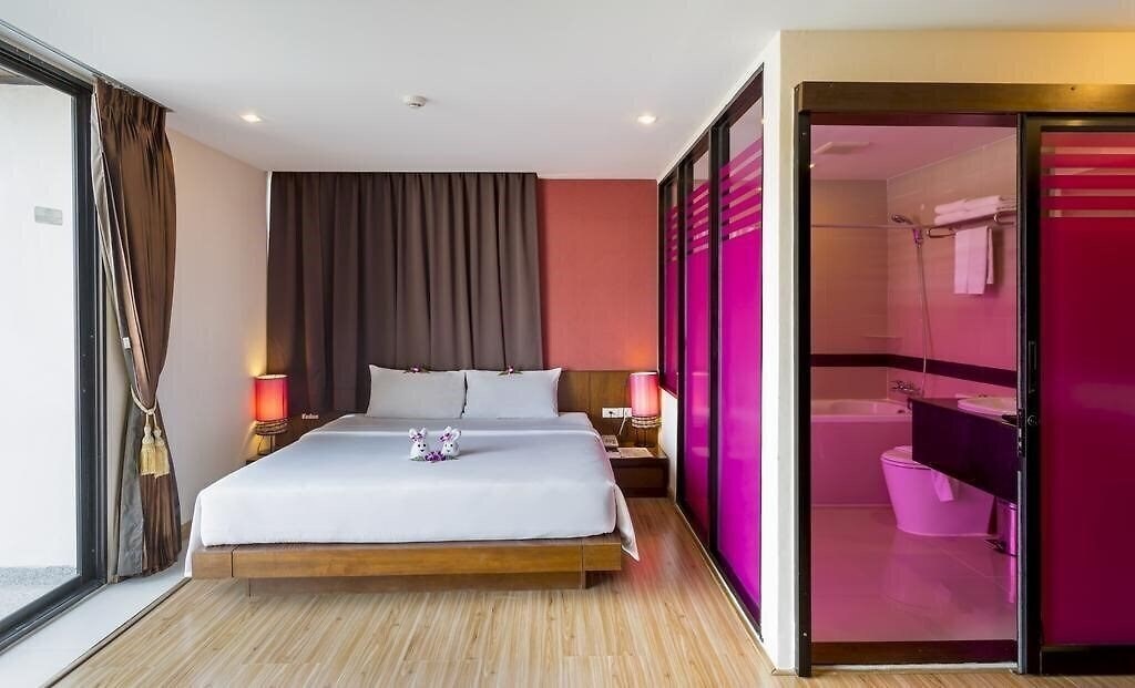 Фотография Pgs Hotels Patong (ex. PGS Hotels Kris Hotel & Spa, Resort Patong Beach) 3*