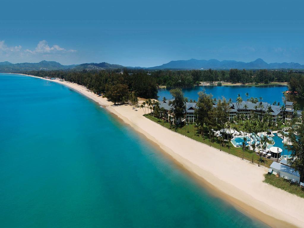 Готель Outrigger Laguna Phuket Beach Resort 5*