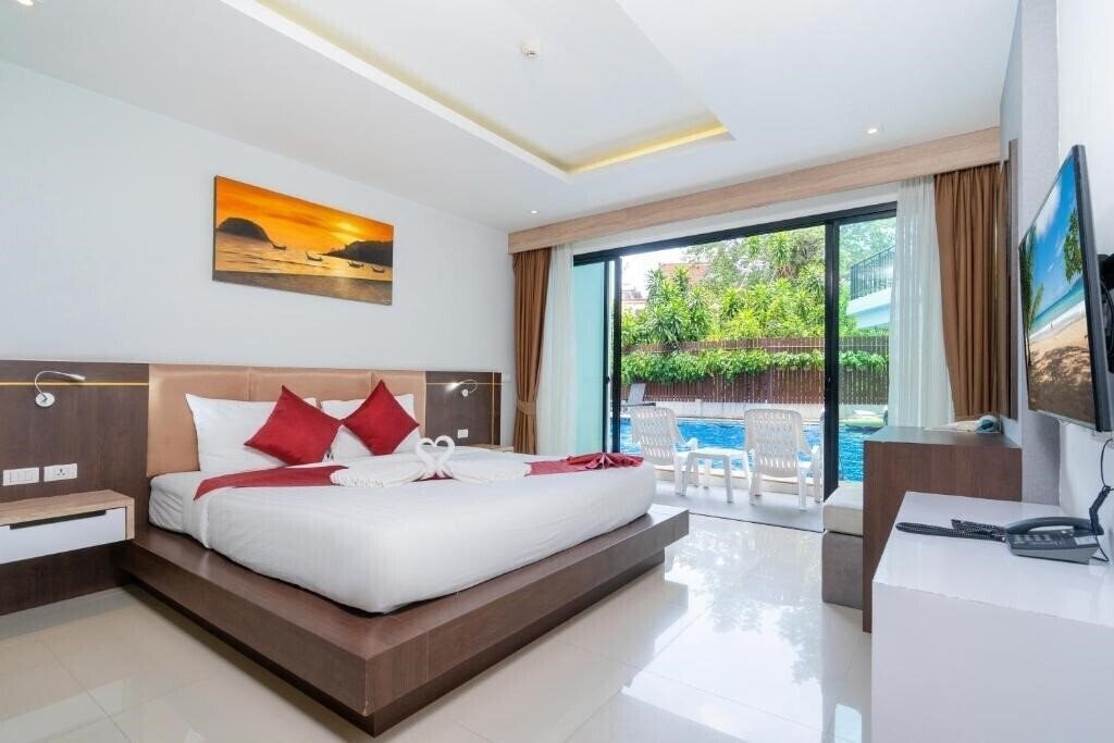 Фотографія Paripas Patong Resort 4*