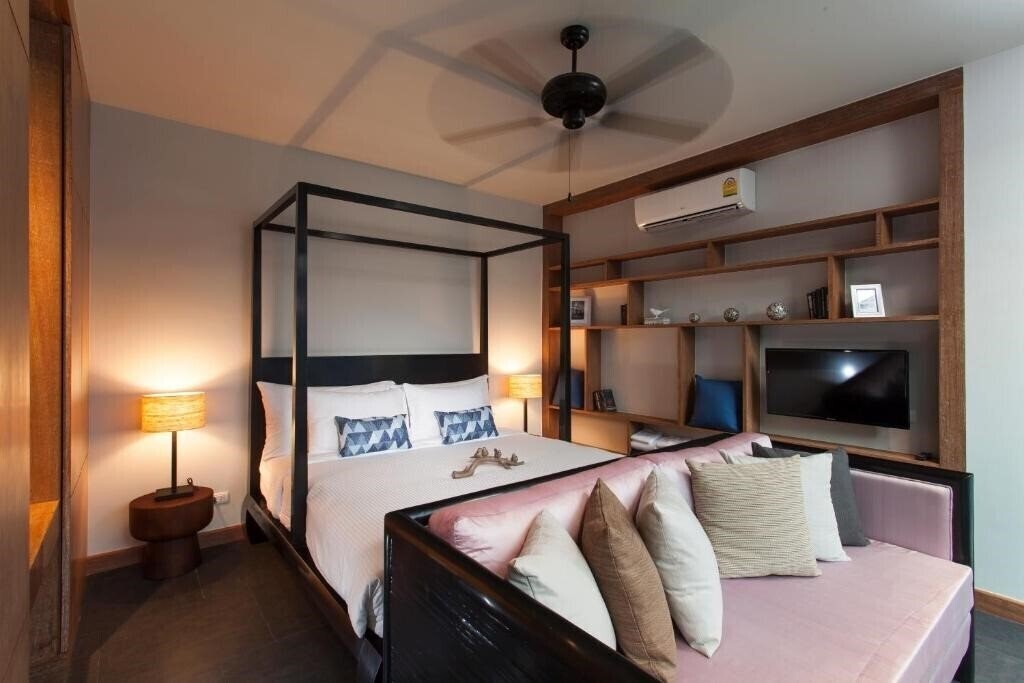 Фото Wings Phuket Villa by Two Villas Holiday 4*