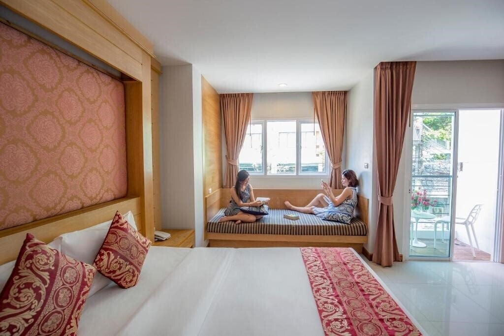 Фото Sungthong Kamala Beach Resort 3*