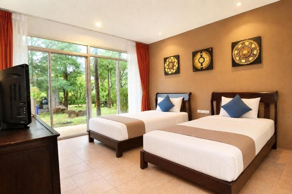 Фото Blue Palm Seafront Resort Phuket 4*