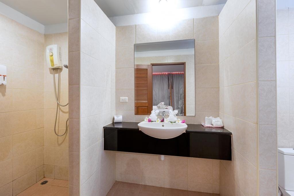 Фотографія Phuket Sea Resort 3*