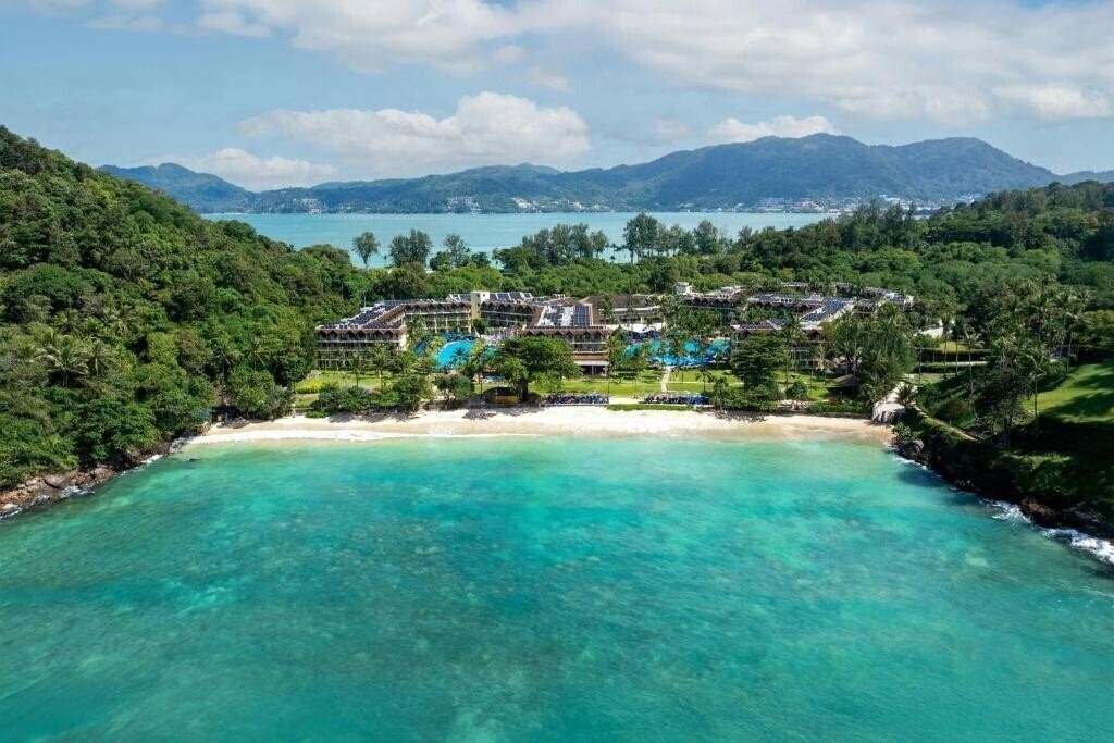 Готель Phuket Marriott Resort & SPA Merlin Beach 5*