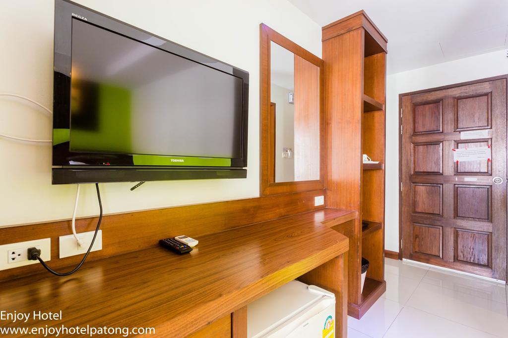 Фото Green Harbor Patong Hotel 2*