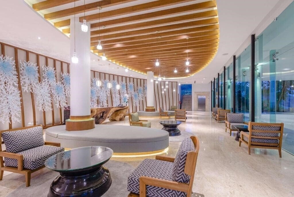 Зображення Wyndham Grand Phuket Kalim Bay 5*
