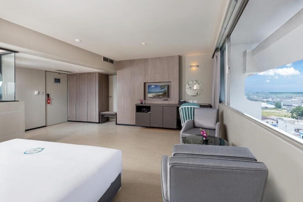 Картинка Pearl Hotel Phuket 3*