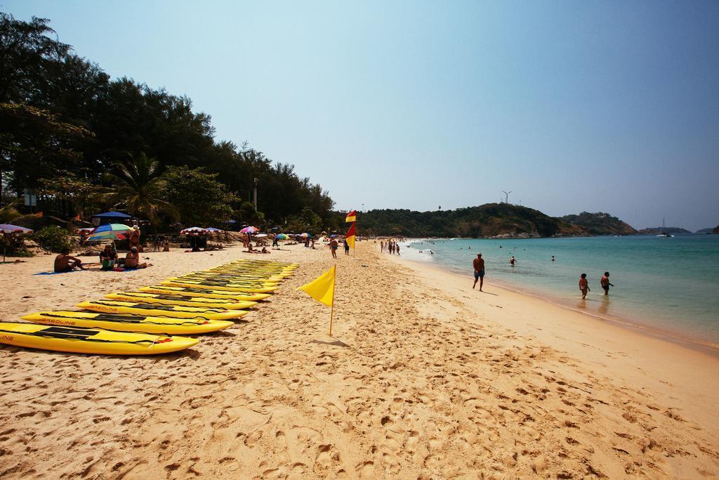 Фотографія All Seasons Naiharn Phuket 4*