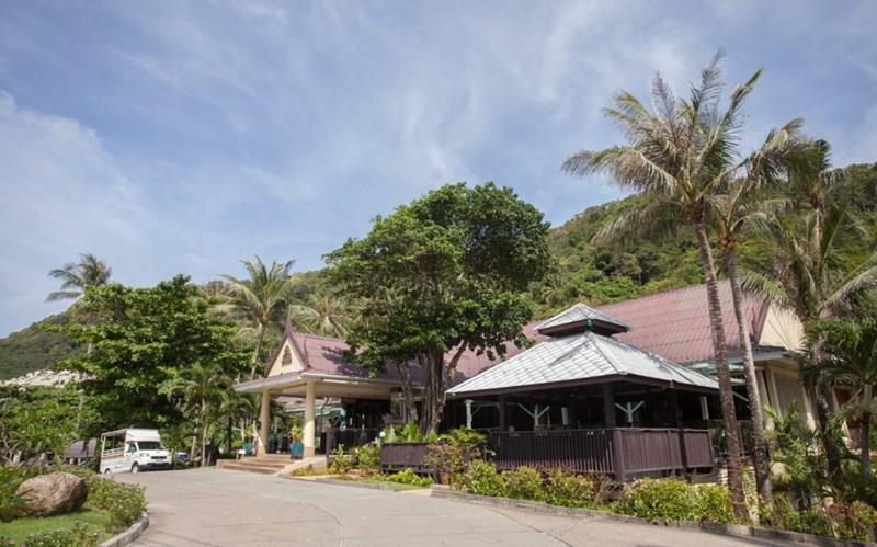 Фото All Seasons Naiharn Phuket (ex. Sabana Resort) 4*