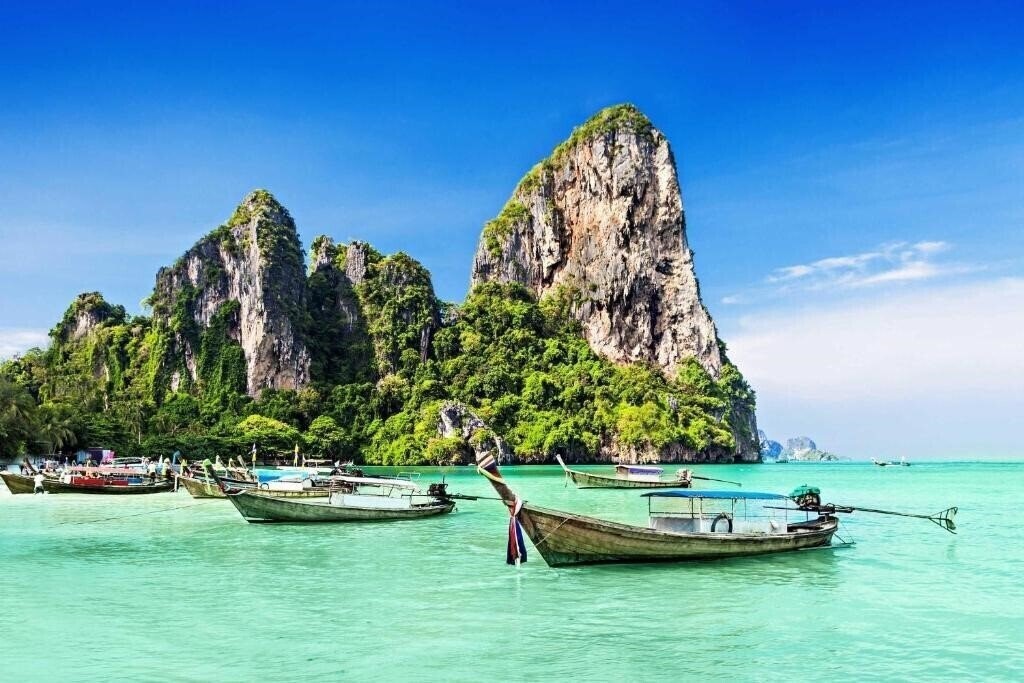 Фото Club Wyndham Patong Hill Phuket 5*