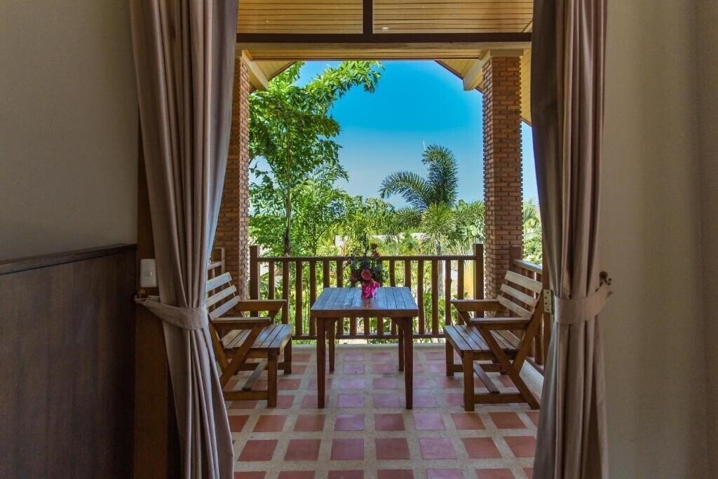 Картинка Chalong Chalet Resort & Longstay 3*