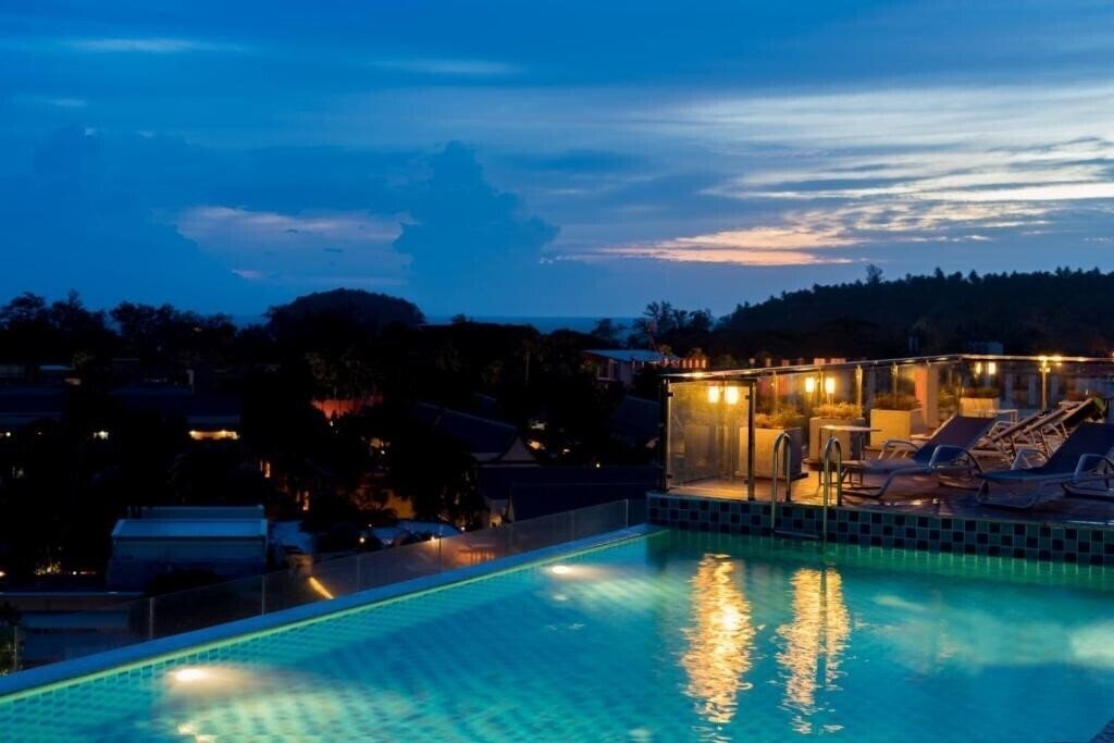 Фотографія Ozone Condotel Kata Beach 4*