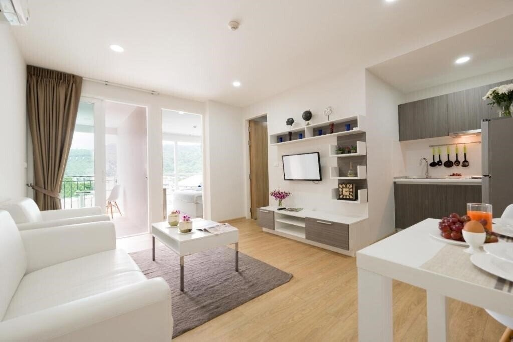 Картинка Ozone Condotel Kata Beach 4*