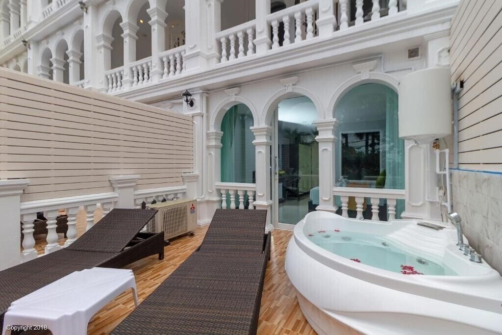 Фотография Modern Living Hotel 3*