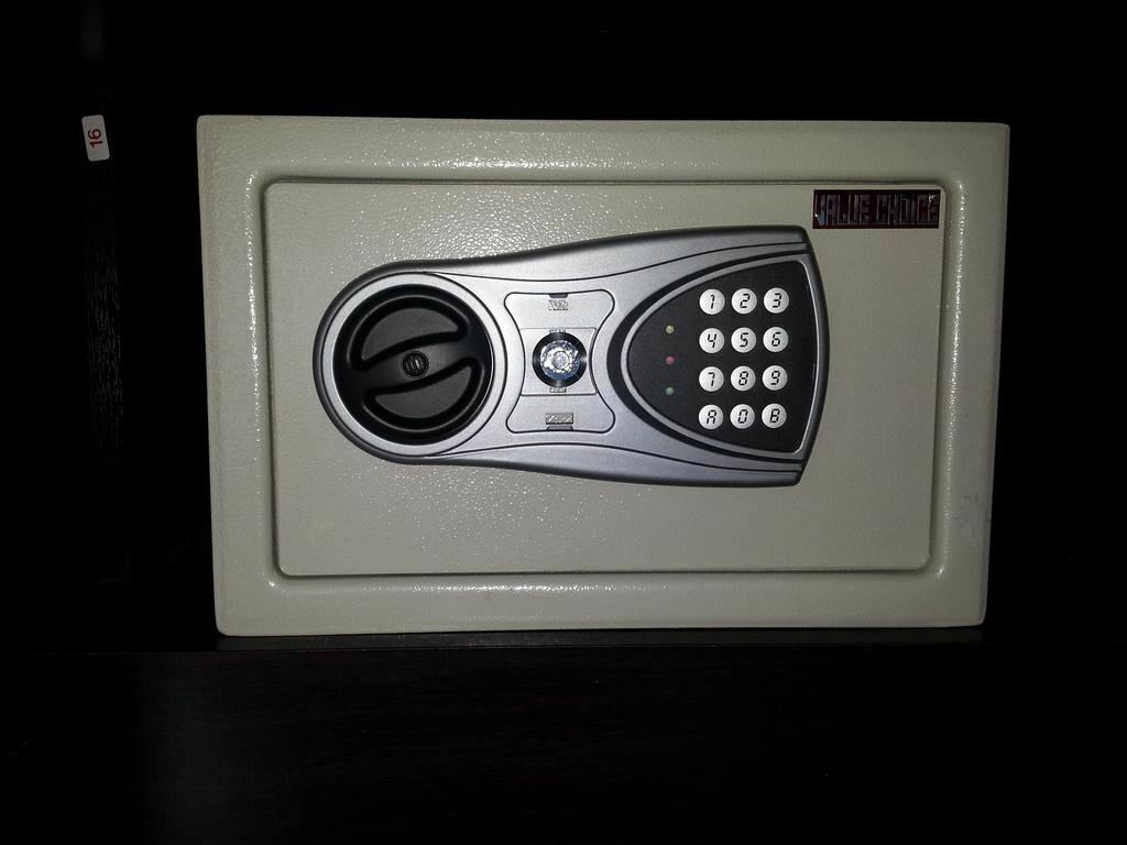 Фото Dreams Guesthouse & Hostel Patong 2*