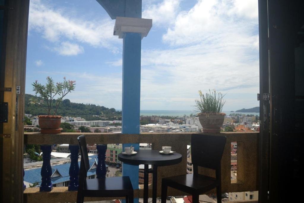 Изображение On Hill Residence Patong Phuket 3*