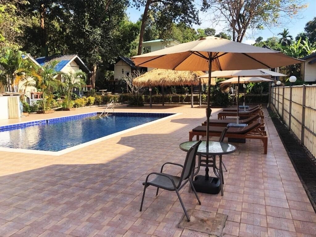 Фотографія White Elephant Resort 3*