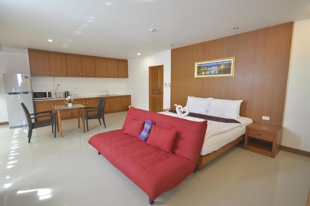 Картинка Expat Hotel Patong Center 3*