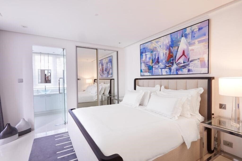 Фото BYD Lofts Boutique Hotel & Serviced Apartments 4*