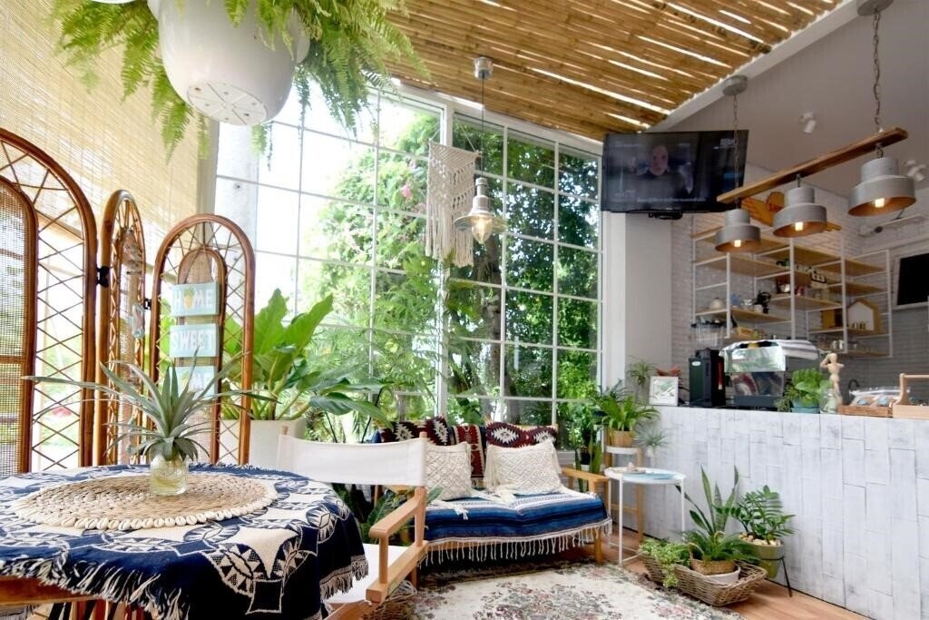 Фото Chill House at Nai Yang Beach 3*