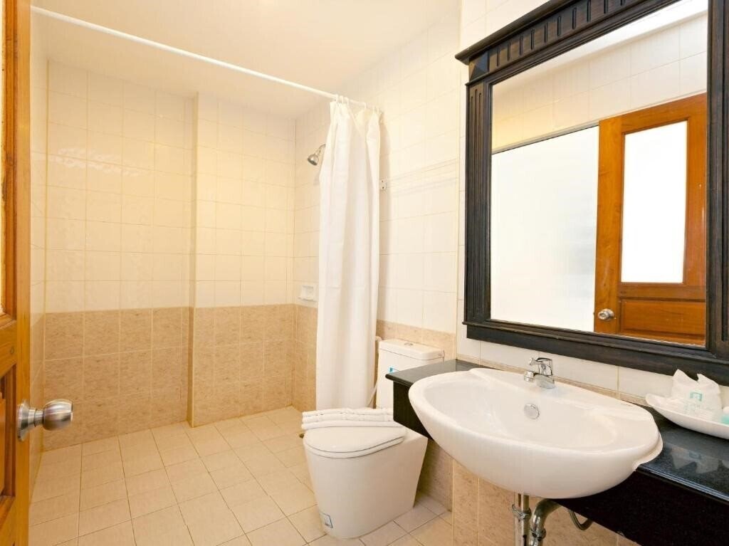 Фото Garden Phuket Hotel 3*