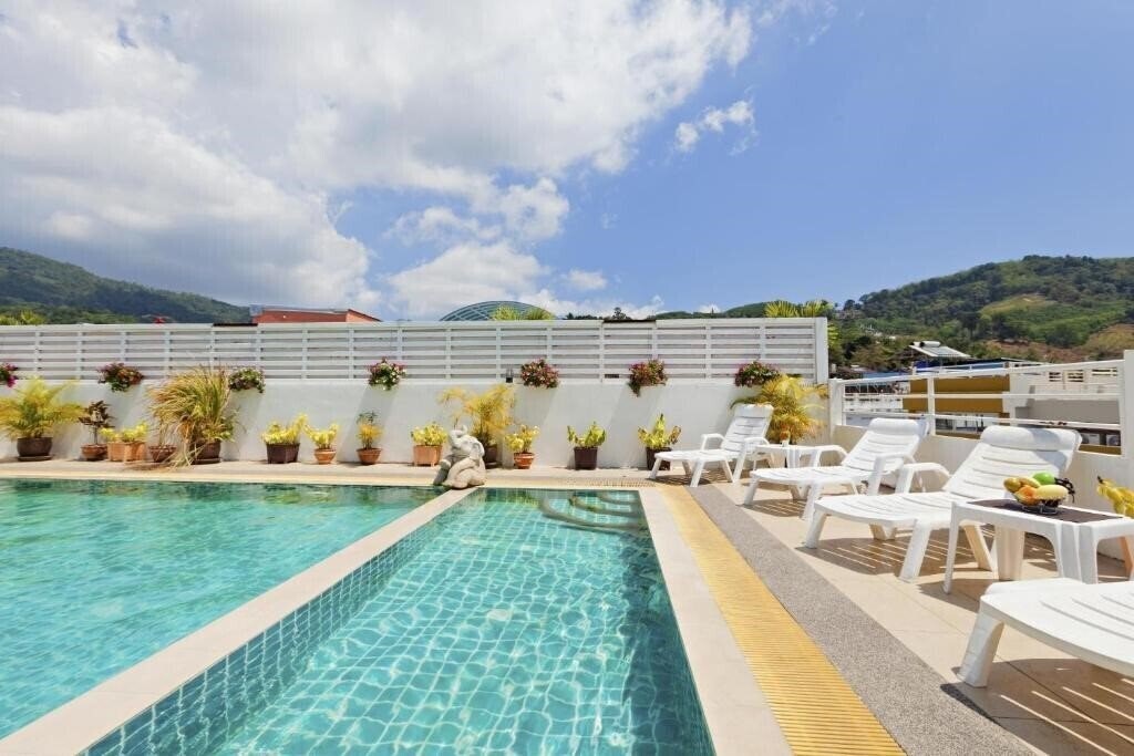 Фотографія Garden Phuket Hotel 3*